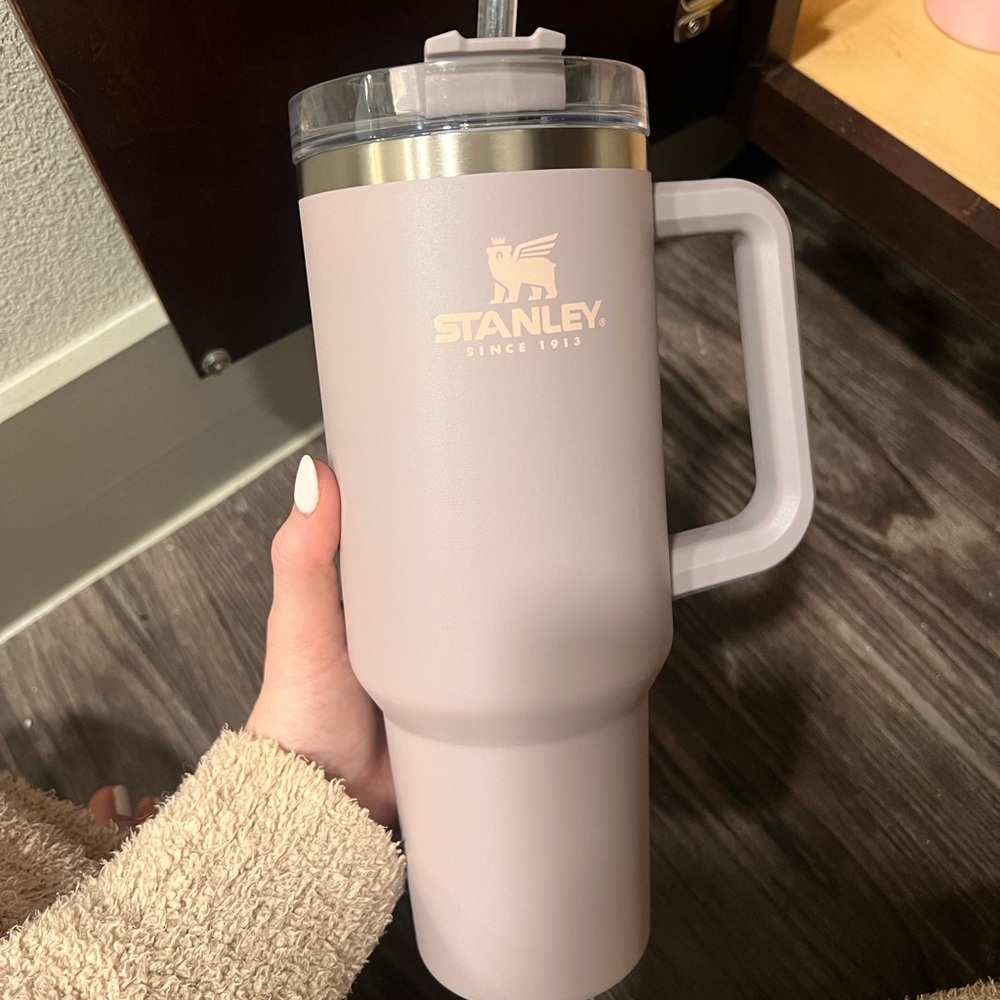 Stanley - 40 oz purple